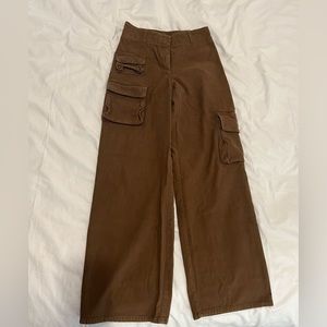 Aritzia Wilfred Free Picture Cargo Pants
